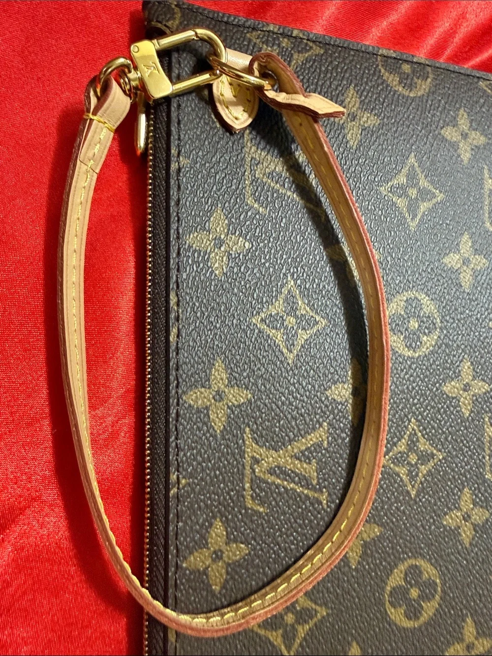 WOW POSHMARK Authentic Louis Vuitton Neverfull Monogram Pochette NWOT